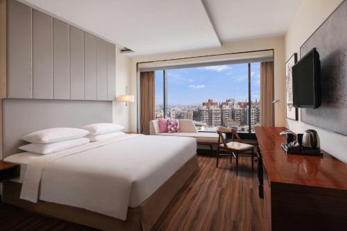 Renaissance Ahmedabad Hotel in Sola