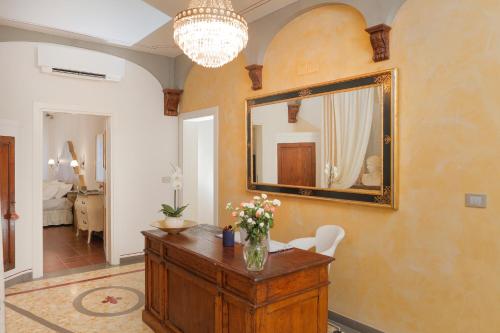 Palazzo Mari suite & rooms b&b