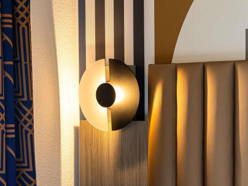 Hotel Kyriad Saint Quentin - image 42