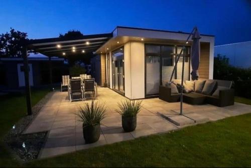 Ferienhaus / Chalet / Bungalow am See, Holland, Niederlande, Lathum in Lathum