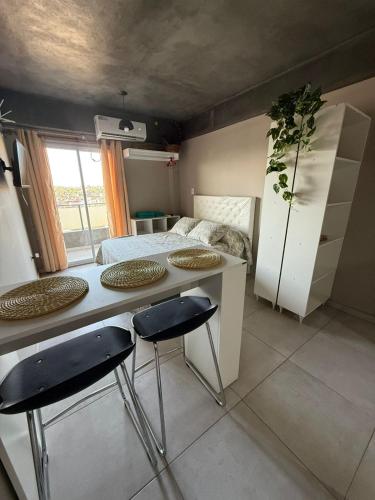 CHINO I near 테니엔테 헤네랄 벤하민 마티엔소 국제공항