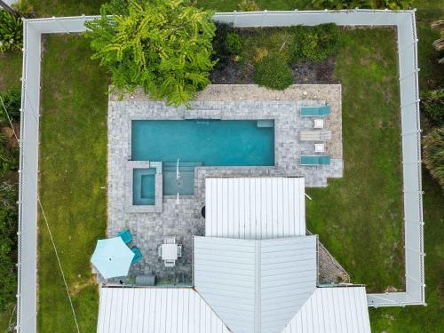 Tranquil & Spacious Heated Pool Hot Tub Parking