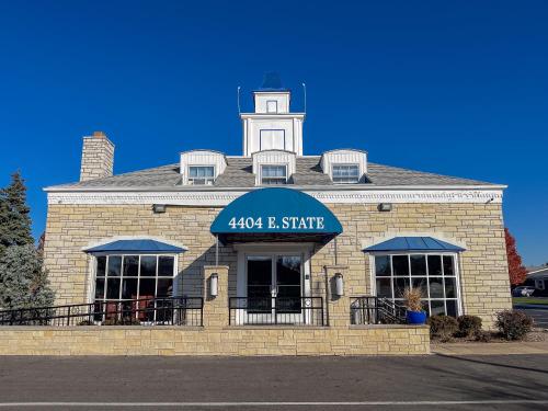Alpine Inn & Suites Rockford - Oregon