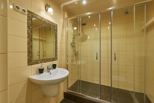 Penthouse Apartment 4 Bedrooms image 10