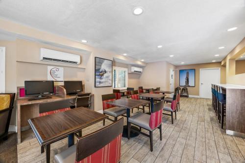 Comfort Inn Santa Cruz North - 식음료(F&B)