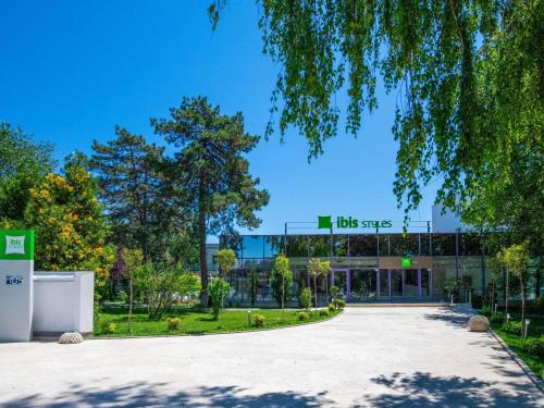 ibis Styles Venus - Hôtel - Vénus