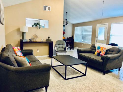 Katy Hideaway - Charming 3 BDR – khách sạn tại Tây Houston
