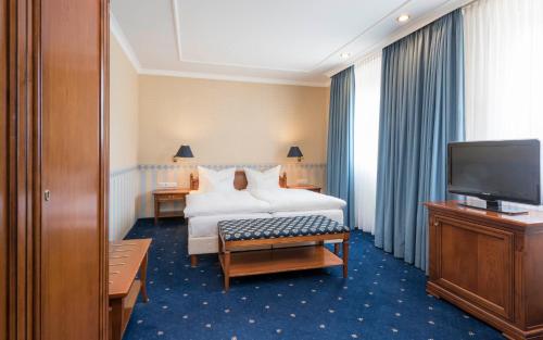 1 queen bed