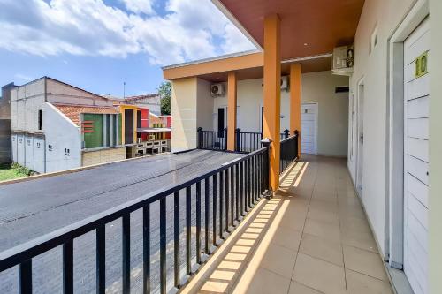 Exterior view, RedDoorz Syariah @ Jepara City in Bulu