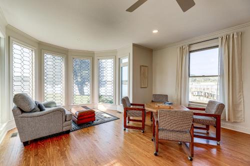 Riverfront Gem with Fire Pit in Eden, Eden (photo 4)