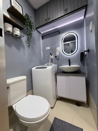 JA2 STAYCATION @TREES RESIDENCES, Manila (fotografie 7)