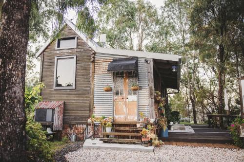 Ieeja, The Cabin, Ghost Gum Gully in Grandchester