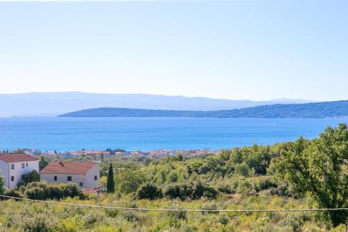 Family-friendly apartments with swimming pool Kastel Novi Kastela - 22569 - image 3