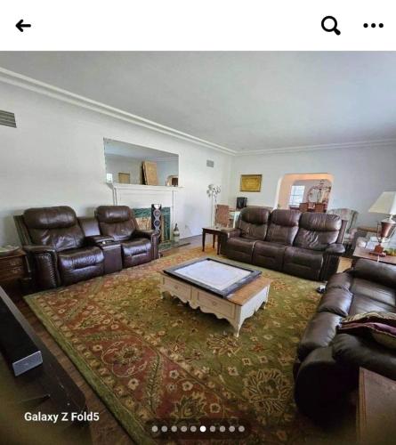 Huge Beautiful house Excellent location