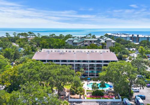 Sea Crest Surf and Racquet Club