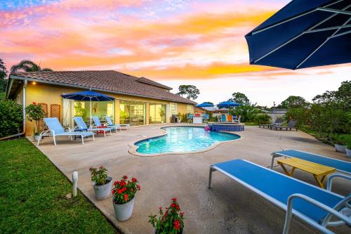 Úszómedence, Paradise in Time in Port Saint Lucie