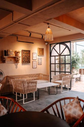Restoran, Divik Aparthotel in Bhopal