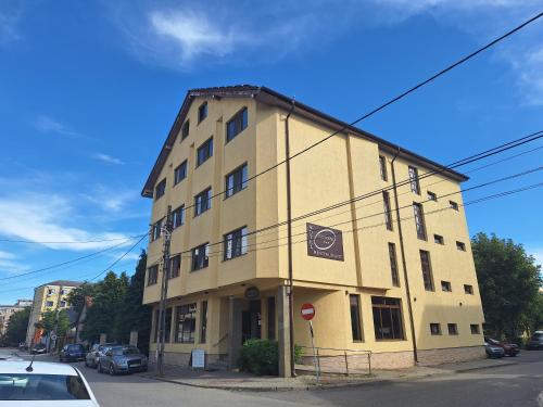 Hotel Davos · Deva