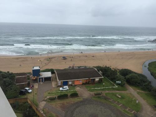 Shangri-LA Beach Front Holiday Apartments Over view