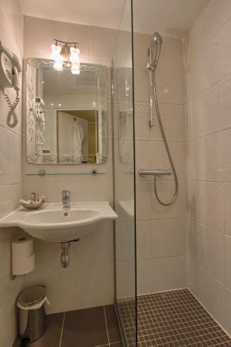 Timhotel Tour Montparnasse - main image