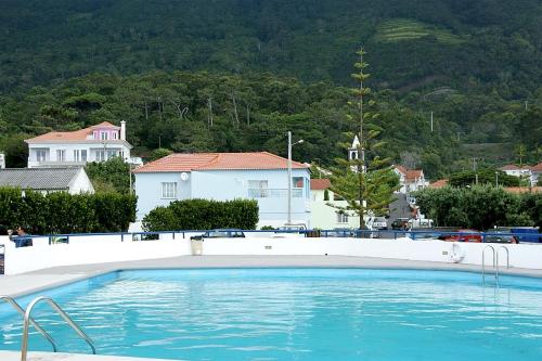 Peldbaseins, Cantinho do mar in Urzelina