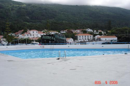 Peldbaseins, Cantinho do mar in Urzelina