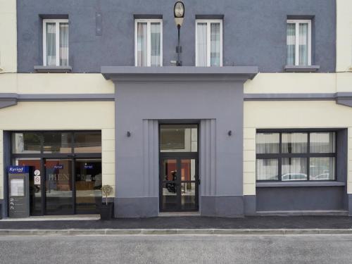 Kyriad Marseille Blancarde - Timone - image 2