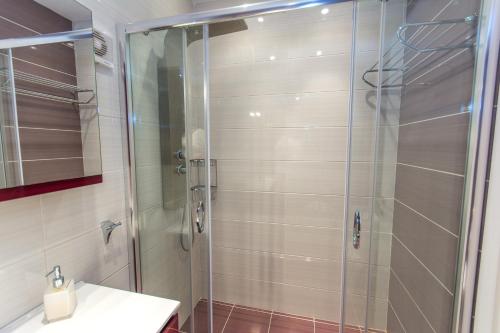 Villa Natura prive swimming pool - image 12