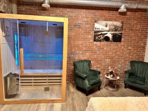 Skyhouse SPA Cinema and Party apartment, Riga (Foto 8)