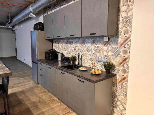 Skyhouse SPA Cinema and Party apartment, Riga (Foto 9)
