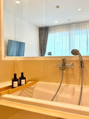 3BD3BA Condo|City View|Hot Tub|7-11 PoolGym Mall - image 14