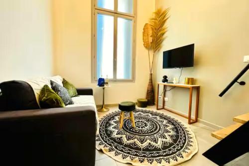 La Loge - clim - coeur de ville - Location saisonnière - Nîmes