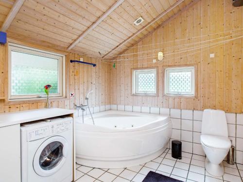 10 person holiday home in Væggerløse-By Traum in Vaeggerlose
