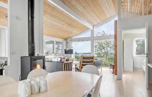 Kitchen, Gorgeous Home In Haderslev With Sauna in Arosund