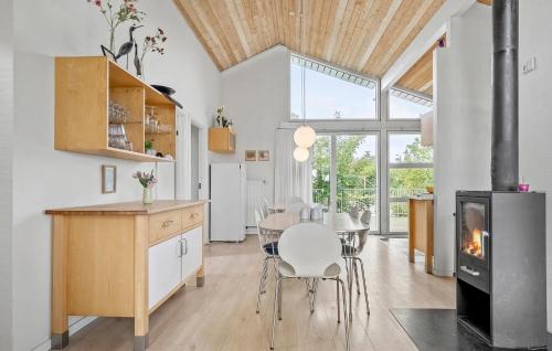Kitchen, Gorgeous Home In Haderslev With Sauna in Arosund