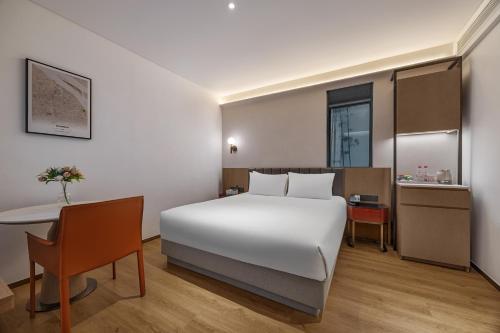 Ramadaencore By Wyndham Shanghai Pud ong Airport -Provide free 24hour shuttle bus service for airport pick-up and drop-off at Pud ong Airport, Shanghái (foto 4)