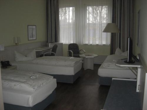 Euro Park Hotel Hennef Room Type - Triple Room