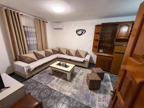 Noemi's Home - image 2
