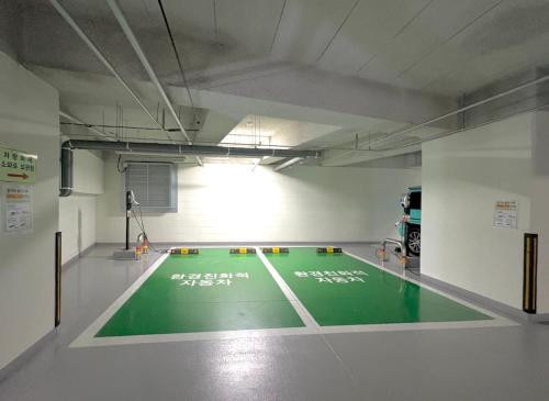 UH FLAT THE SEOCHO in Seoul