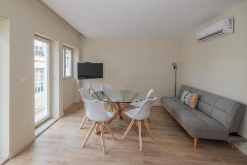 ห้องส่วนกลางสำหรับนั่งเล่น/ดูทีวี, Urban Tales Barcelos II in บาเซโลซ