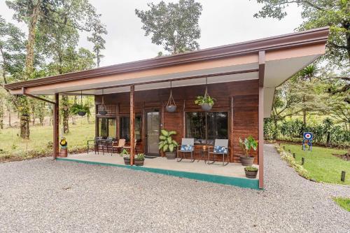 Pura Vidaville - Toucans Nest in 瓜圖索