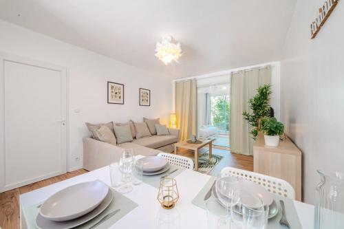 Le Cocon II - Private garden terrace - Parking in Saint-Eloi