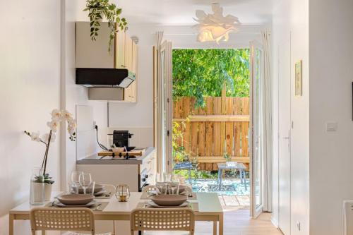 Le Cocon II - Private garden terrace - Parking in Saint-Eloi