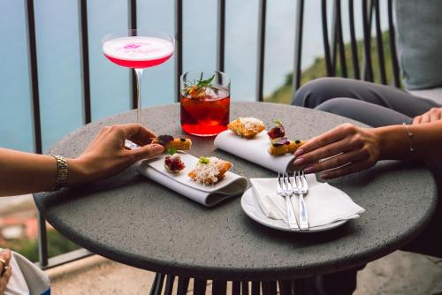 Hotel Metropole Taormina - image 2