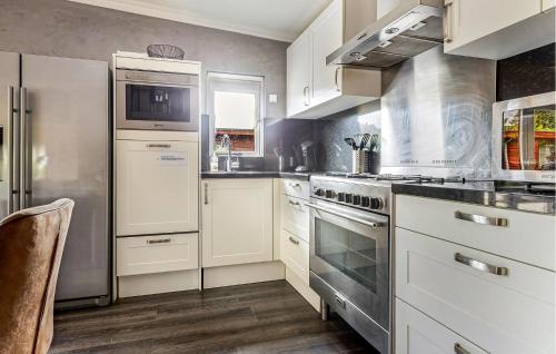 Konyha, Cozy Home In Erm With Wifi in Erm