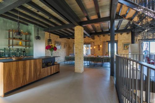 virtuve, Beautiful renovated farmhouse in Dordogne in Saint-Germain-de-Belves