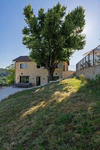 Viesnīcas āriene, Beautiful renovated farmhouse in Dordogne in Saint-Germain-de-Belves