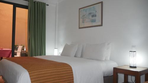 2 twin beds