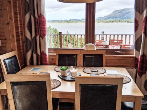 Chalet Loch Leven Lodge 12 by Interhome in Kinross