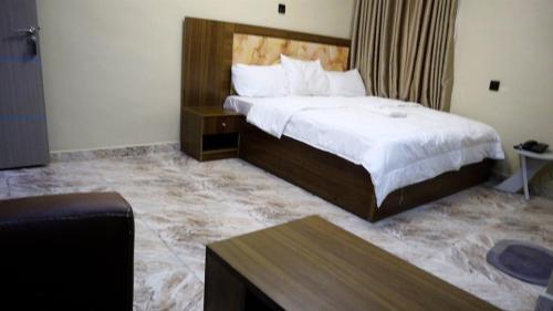 Kinston Villa Hotel and suites in Ajeromi-Ifelodun